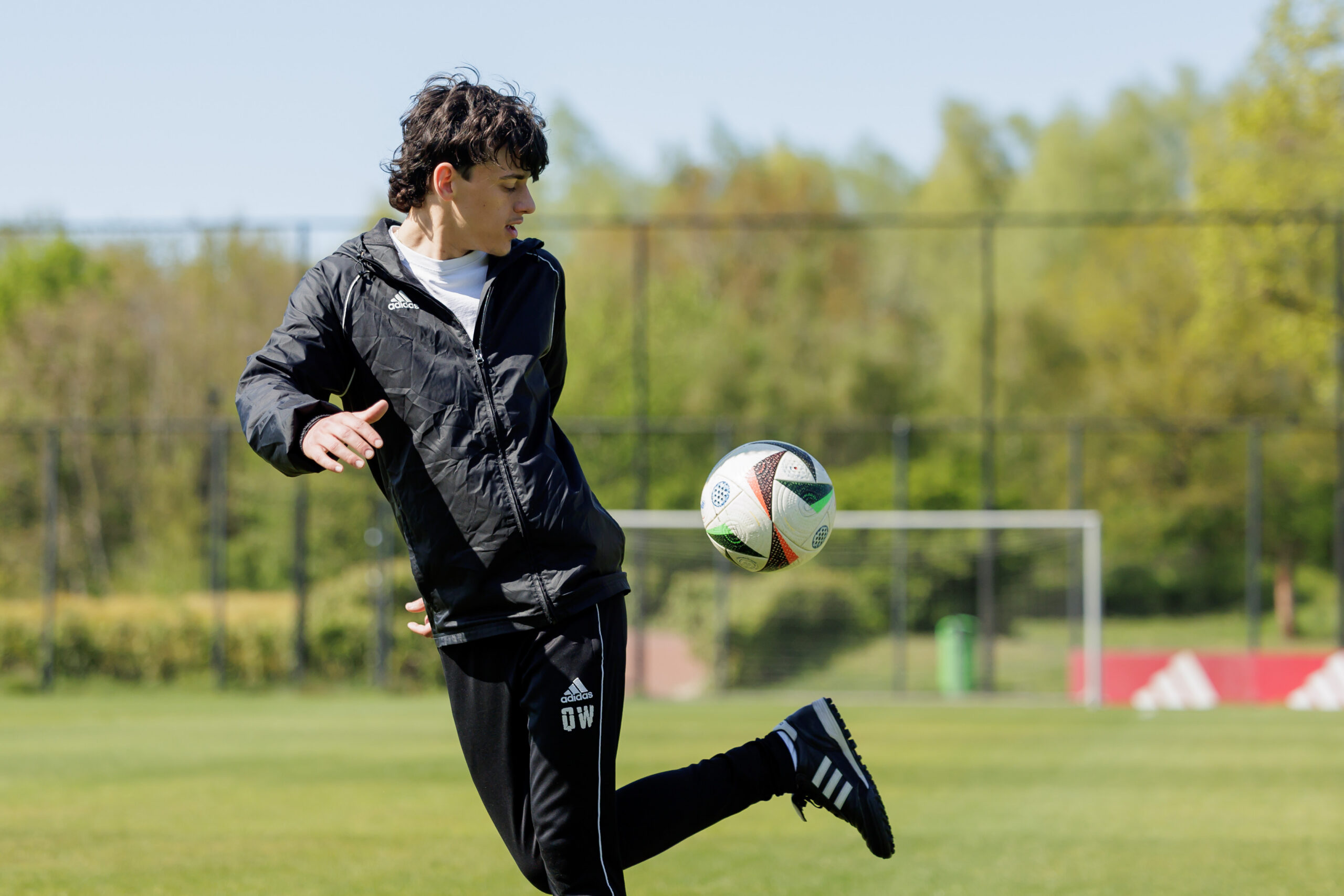 Ajax Challenge voor sportkansen - impact van sport