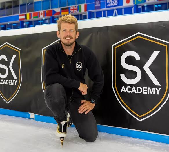 Douwe de Vries - Sven Kramer Academy